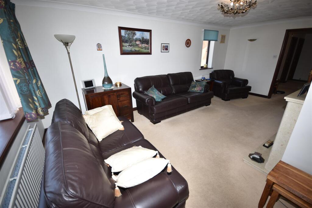 House in North Kesteven, Ruskington - View 5