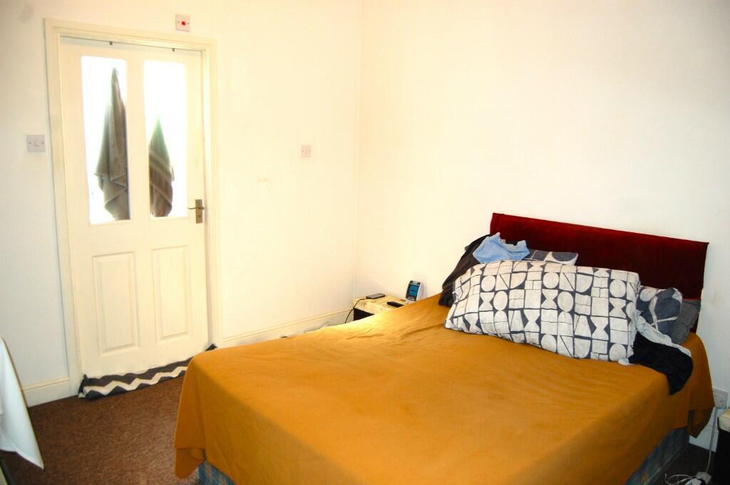 Flat 1 Bedroom