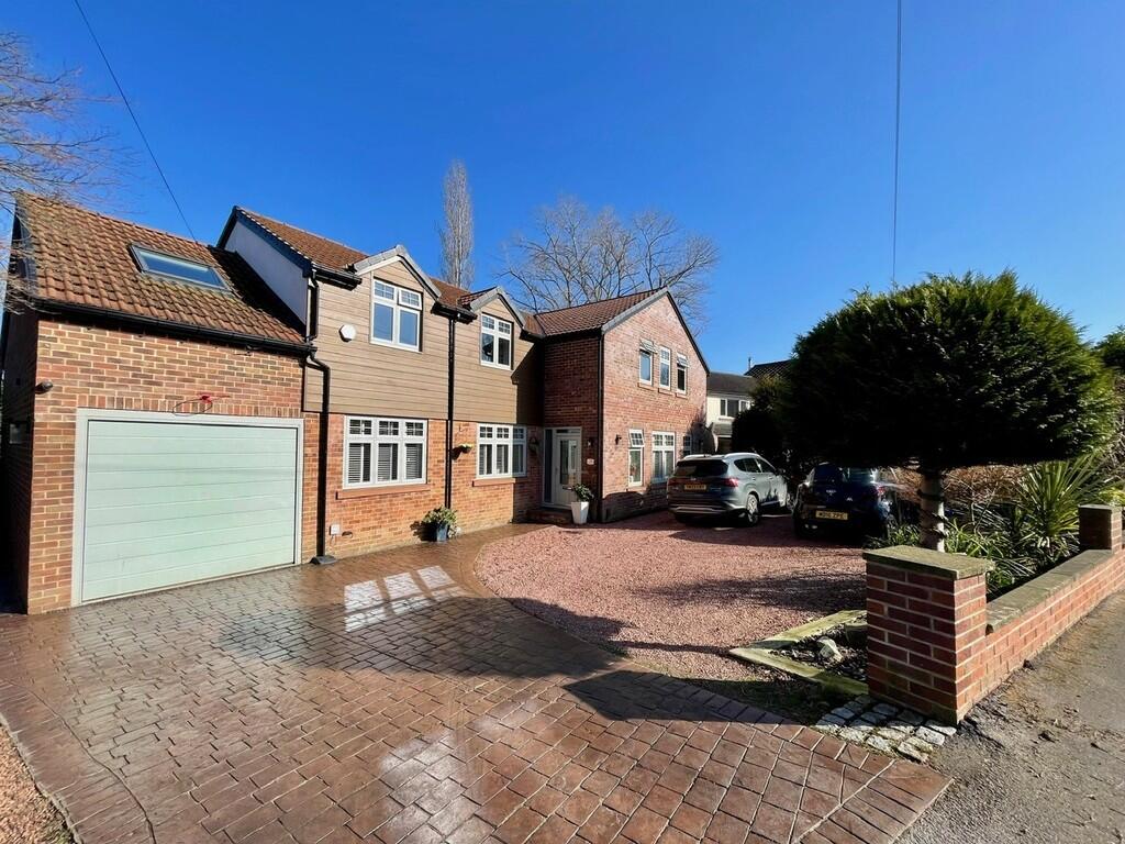 Main image of property: Foxholes Crescent, Calverley