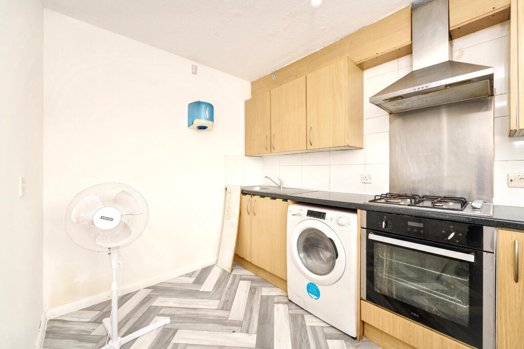 Apartment in London - View 3