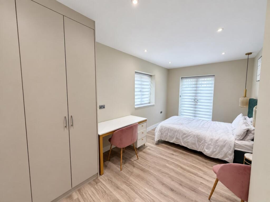Apartment in Hemel Hempstead - View 4