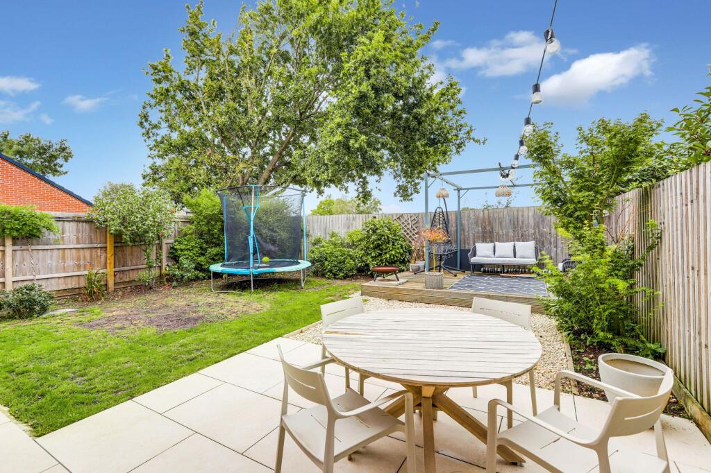 House in Newark and Sherwood, Farnsfield - View 4