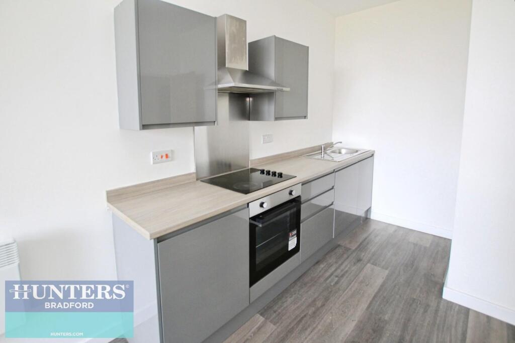 Additional image 3 of Card House, Bingley Road Bradford, BD9 6FG