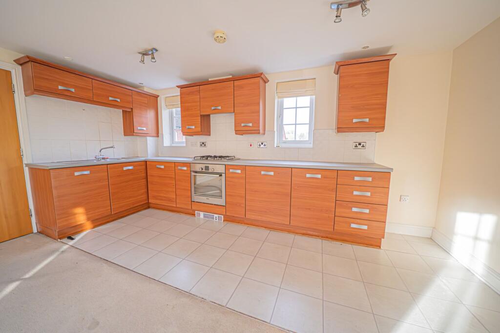 Foxley Drive, Catherine-De-Barnes, B91 photo 2