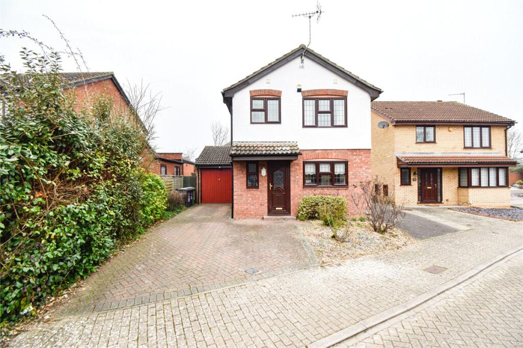 Main image of property: Field View, Bar Hill, Cambridge, CB23
