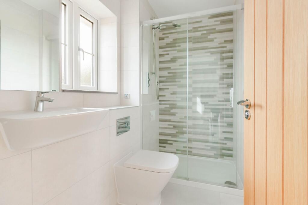 Coldharbour Road, Upper Dicker, BN27 photo 5