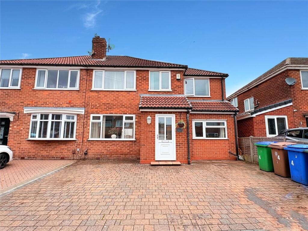 Main image of property: Yarwood Close, Heywood, Greater Manchester, OL10