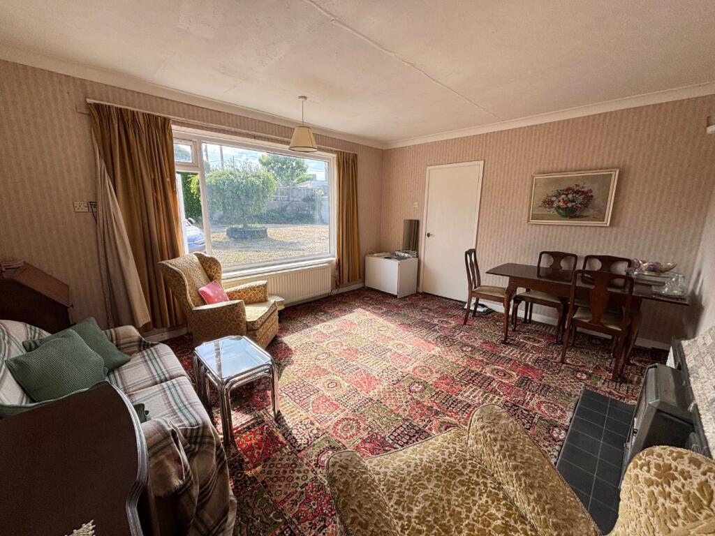Eastwood Close, High Littleton, Bristol photo 3