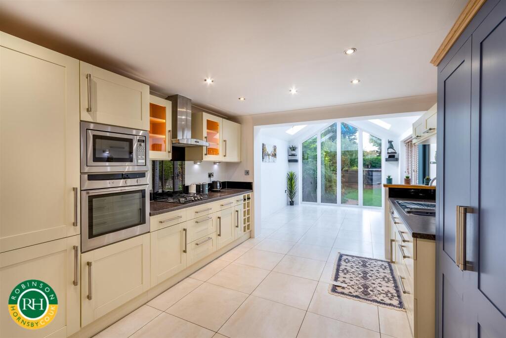 House in Doncaster, Haslam Park, Cantley - View 3