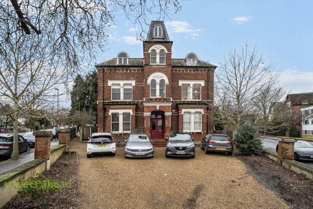 Main image of property: Birdhurst Road, South Croydon, CR2