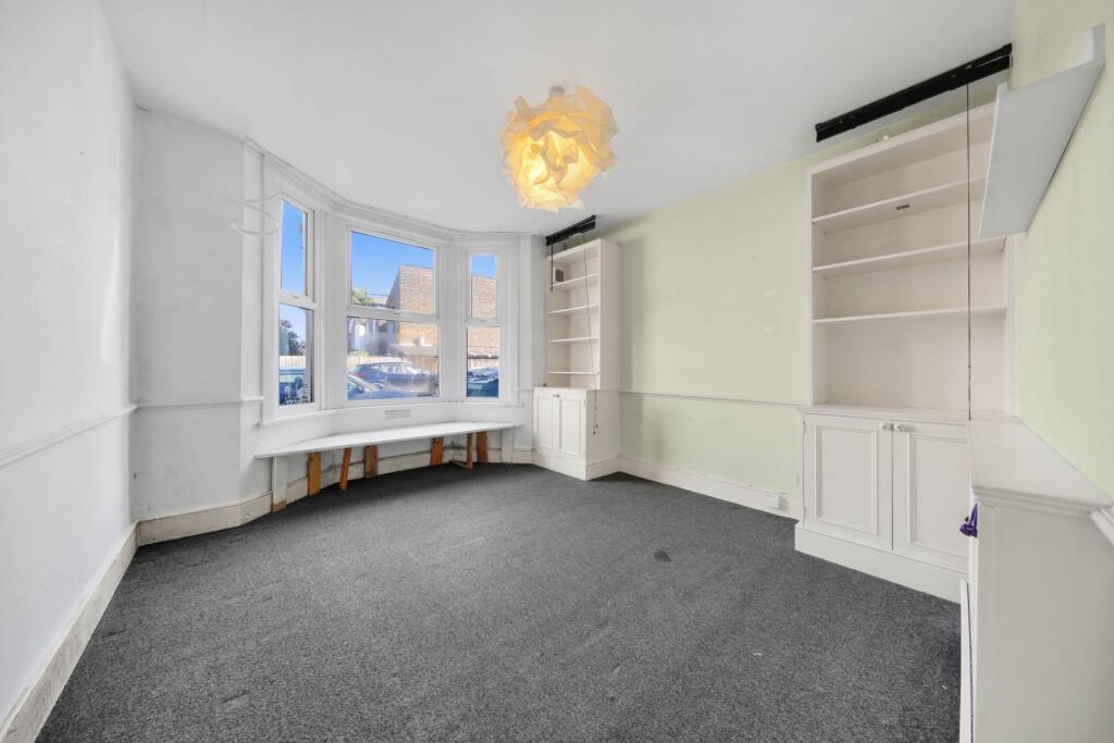 Apartment in London, Leyton - View 2