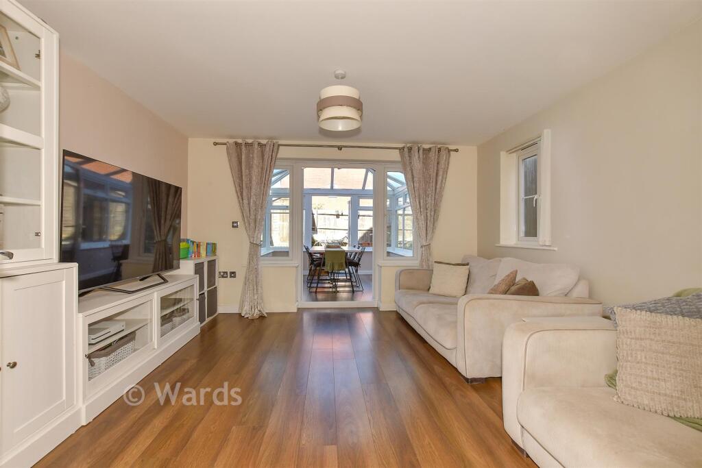 House in Canterbury - View 4
