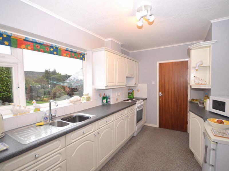 Lansdown Drive, Abergavenny photo 4