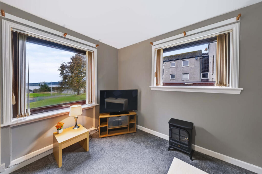 House in Dundee, Pitalpin, Menzieshill - View 4
