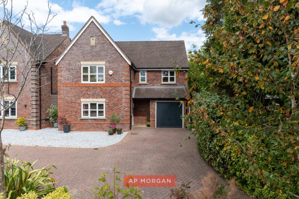 Main image of property: Tythe Barn Lane, Shirley, Solihull, West Midlands, B90