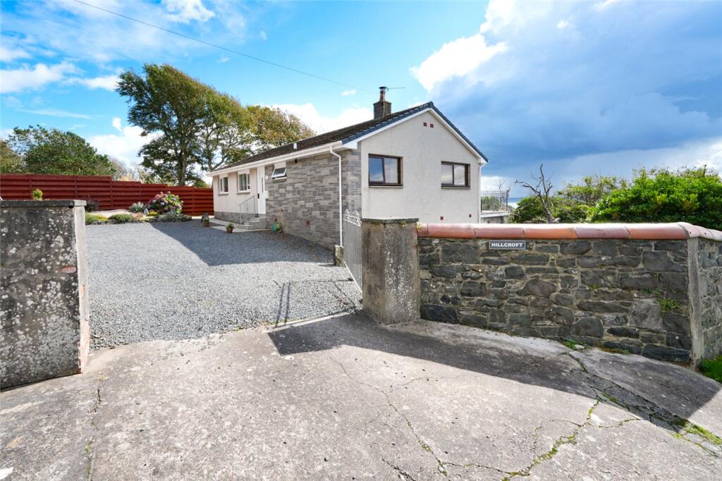 Main image of property: Hillcroft, Braefield Road, Portpatrick, Stranraer, Dumfries and Galloway, DG9