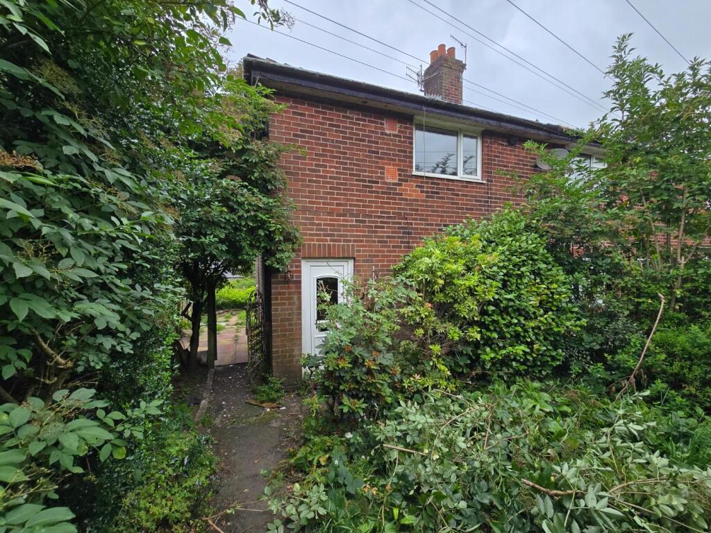 79 Poplar Grove, Ramsbottom, BL0 0BE