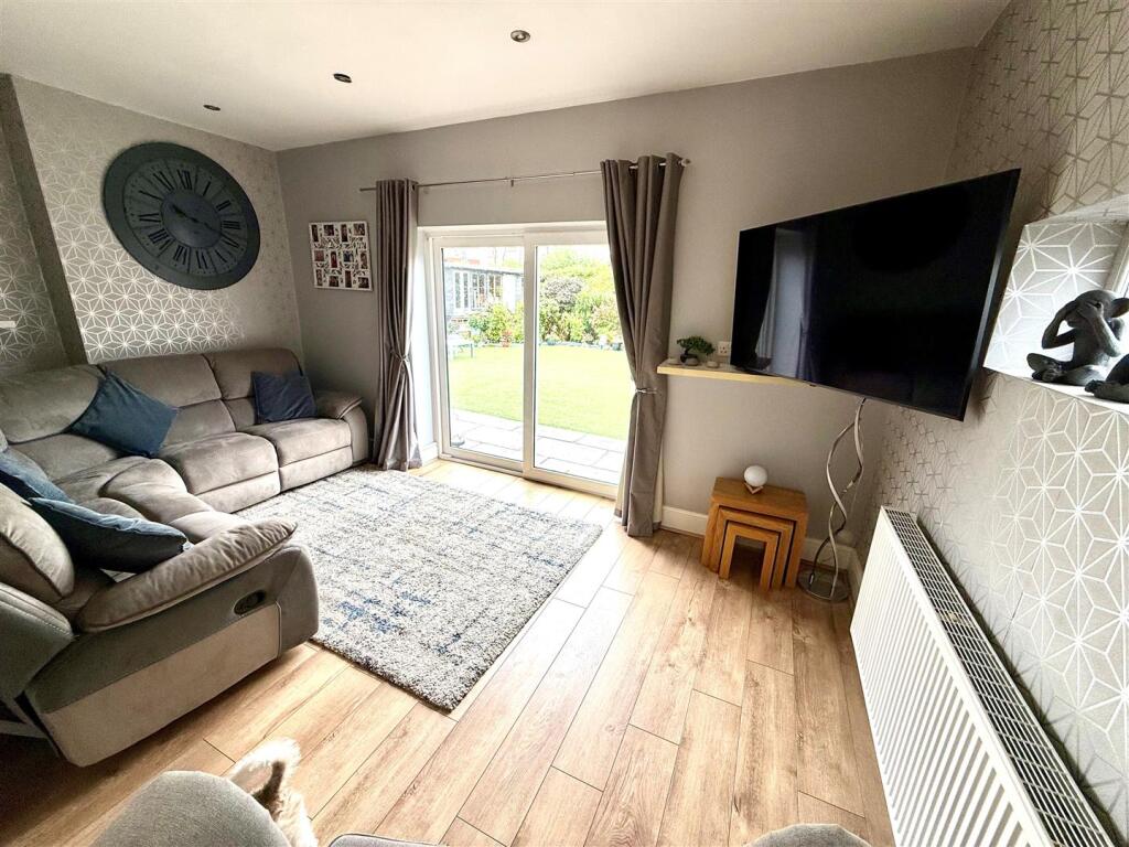 House in Blackburn - View 4