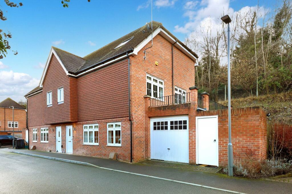 Main image of property: Compton Road, Wooburn Green, Buckinghamshire, HP10