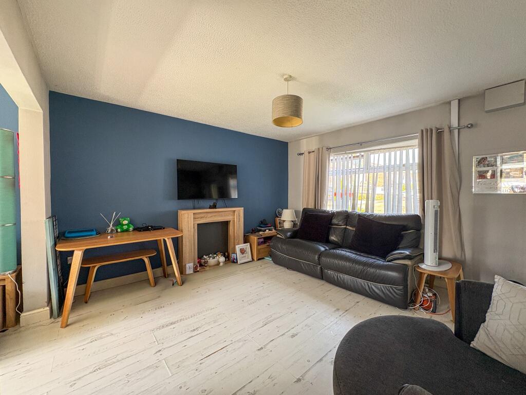 House in Dinas Powys, Vale of Glamorgan - View 3