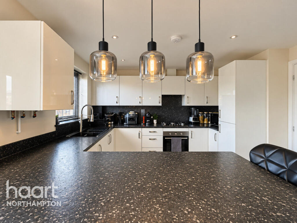 House in Upton, Marina Park - View 5