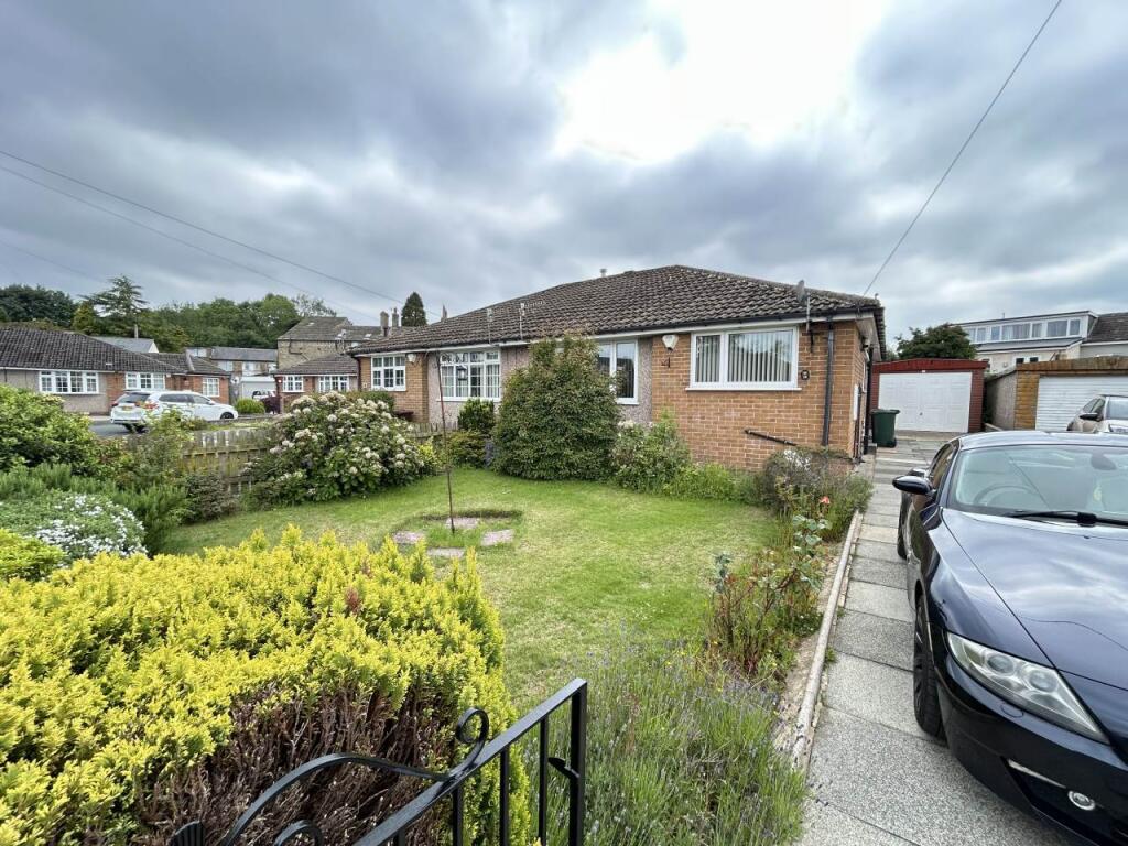 Main image of property: Creskeld Way , Allerton , Bradford