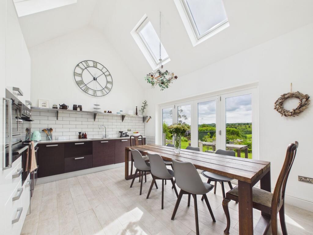 House in Derbyshire Dales, Bonsall - View 2