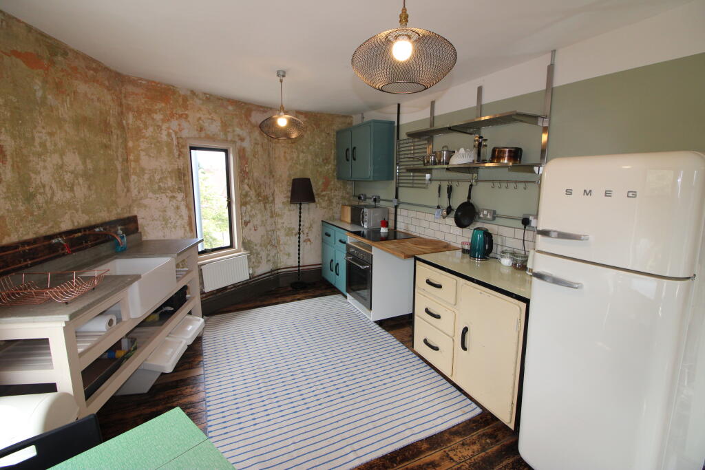 Main image of property: Tachbrook Road, Leamington Spa