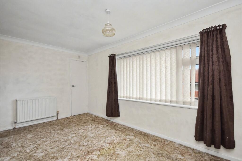 Westbourne Drive, Garforth, Leeds, West Yorkshire photo 4