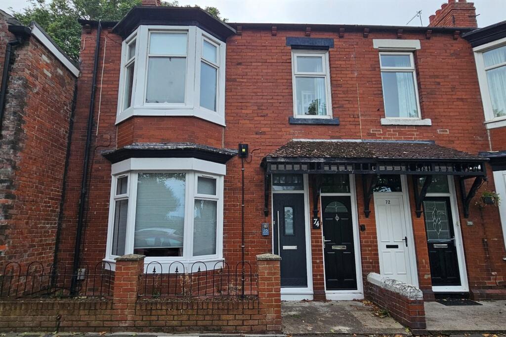3-bed flat on St Mary's Avenue, South Shields, £77,000