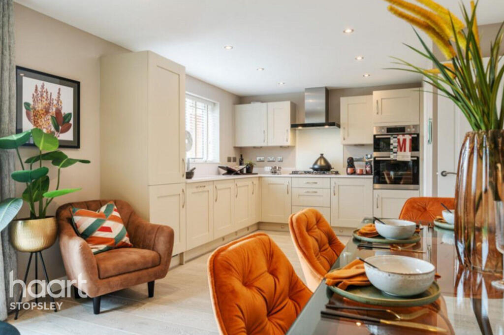 The Briarwood, Arlesey Village photo 2
