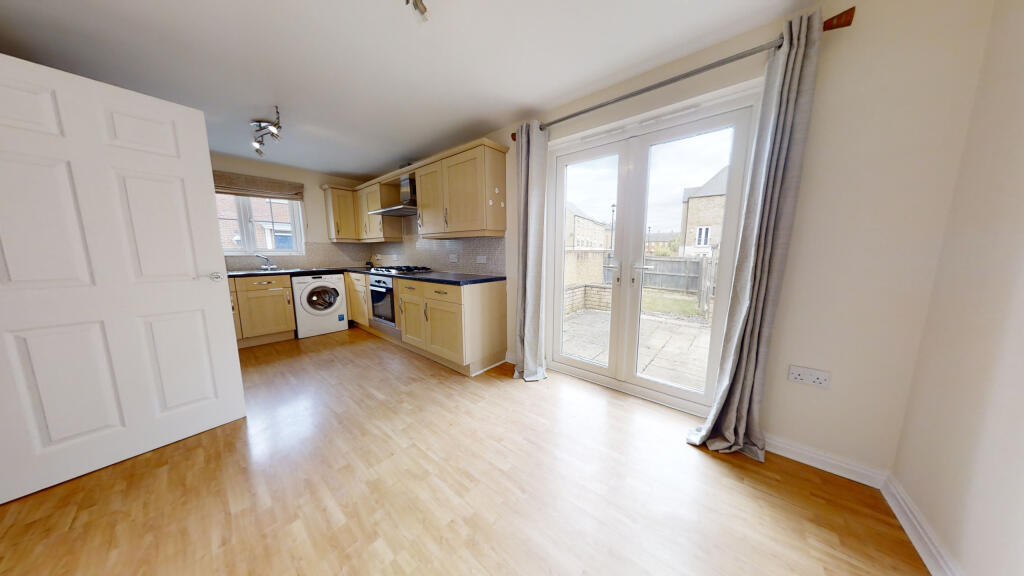 House in Milton Keynes - View 4