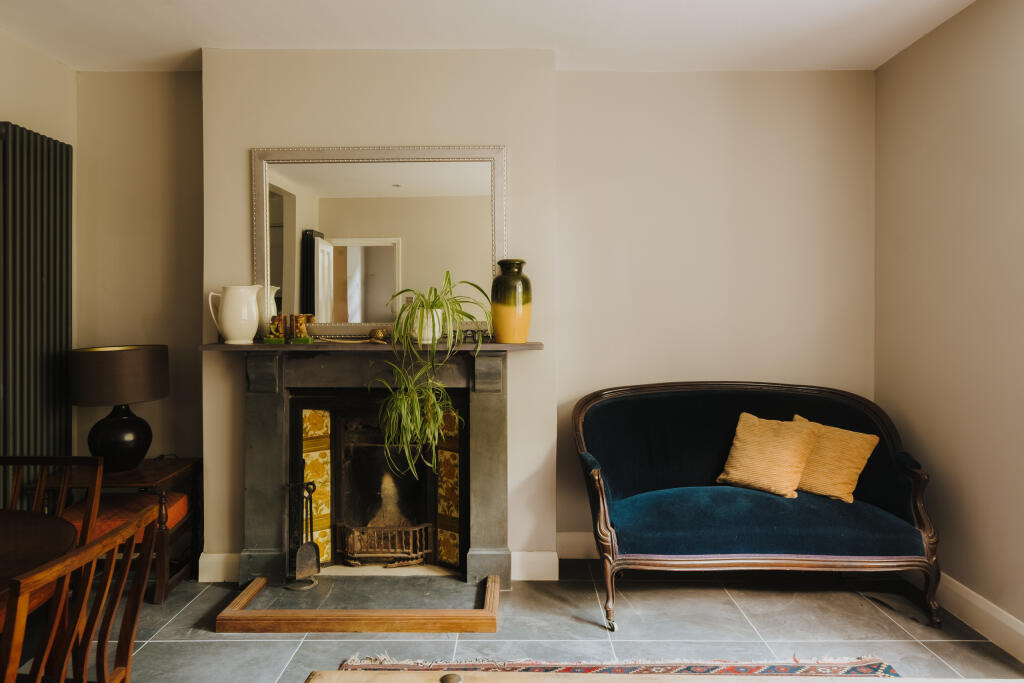 Apartment in Tonbridge - More