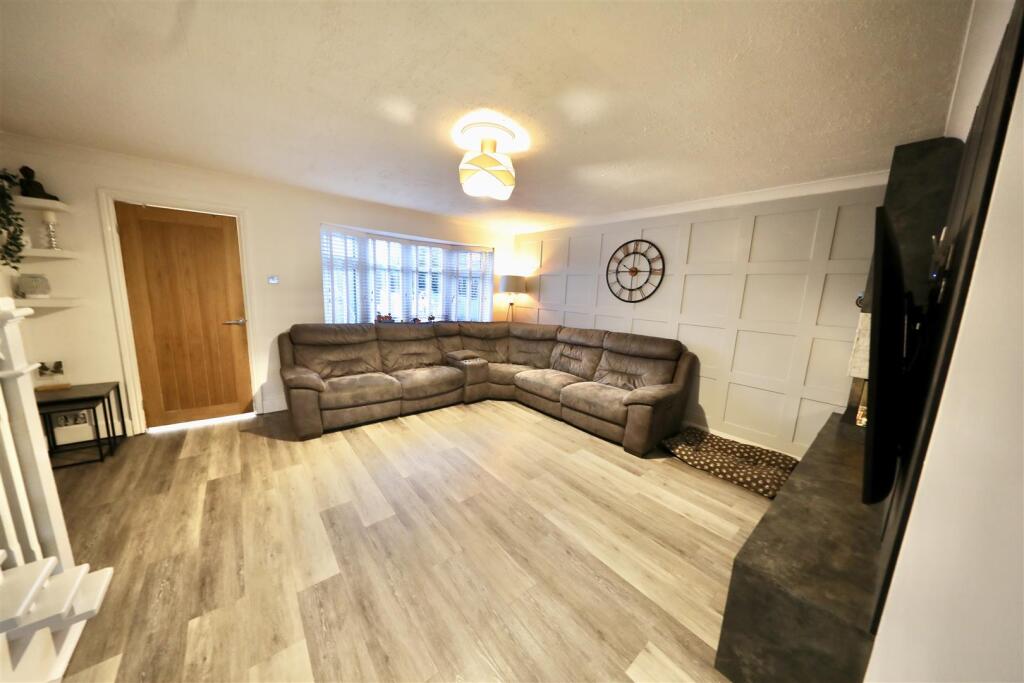 Jendale, Hull photo 2