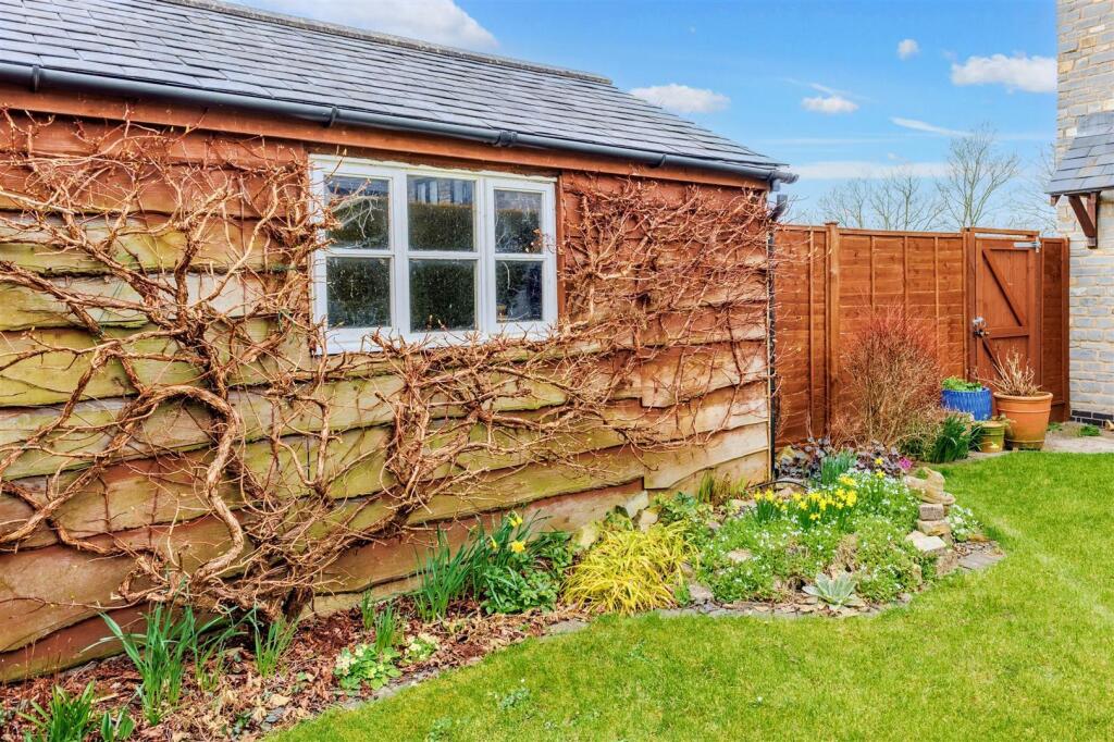 Additional image 24 of Stratford Road, Bidford-On-Avon