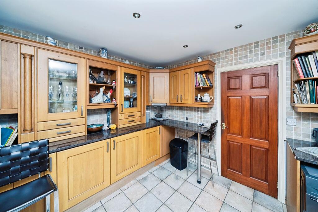 House in Wirral, Poulton - View 5