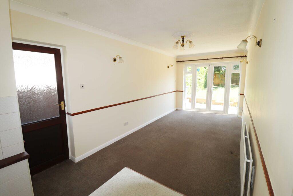 House in Havant, Hampshire - View 3