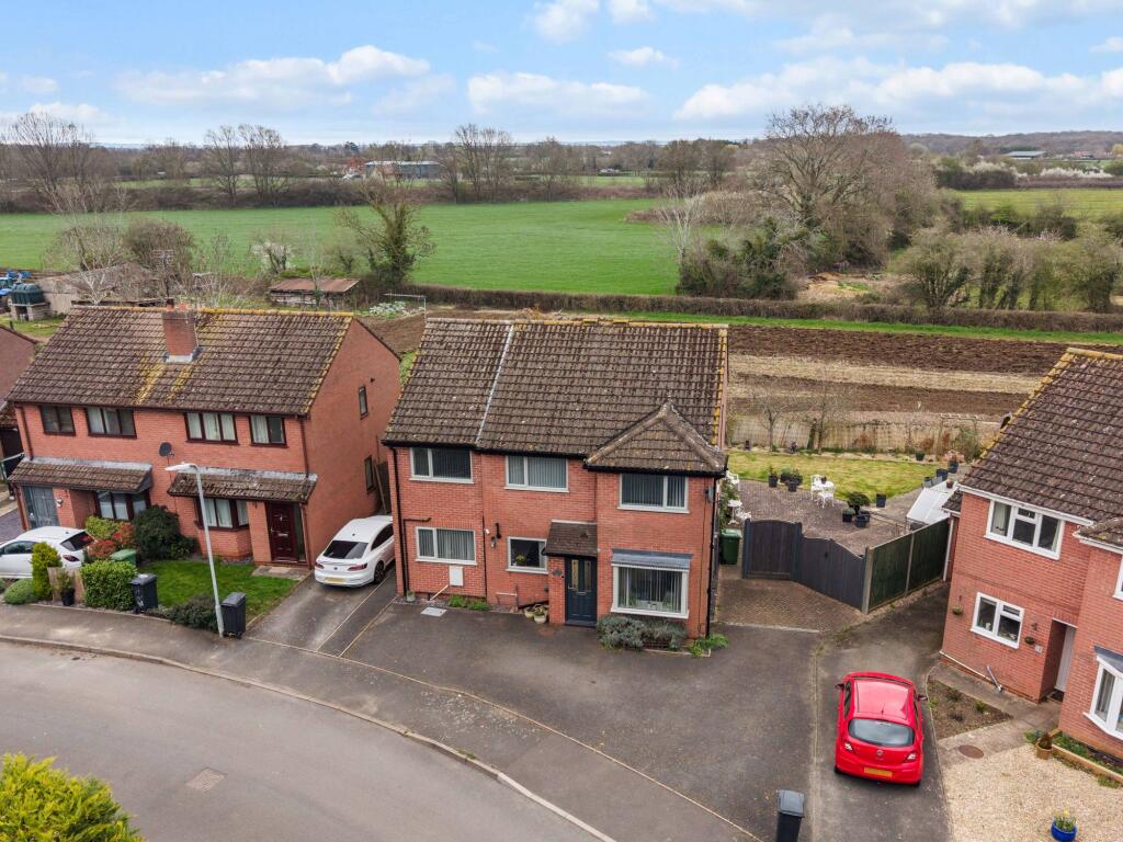 Main image of property: Hawthorne Close, Drakes Broughton, WR10