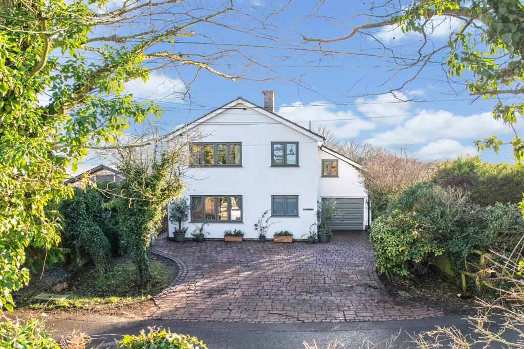 Main image of property: Kents Lane, Essex, CM16