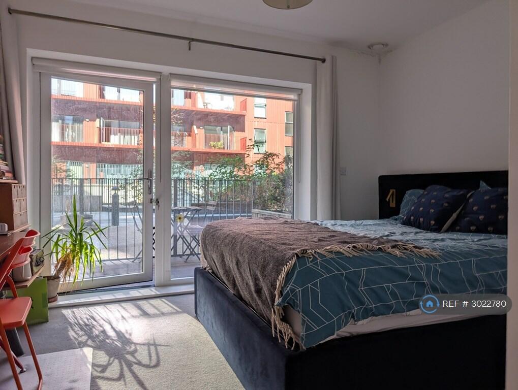 Apartment in London - View 3