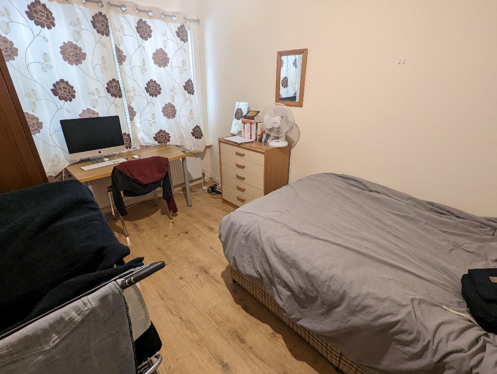Main image of property: Pitcroft Avenue, Reading, Berkshire, RG6