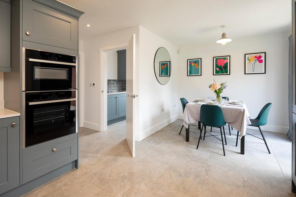 House in Northampton, Deene - View 3