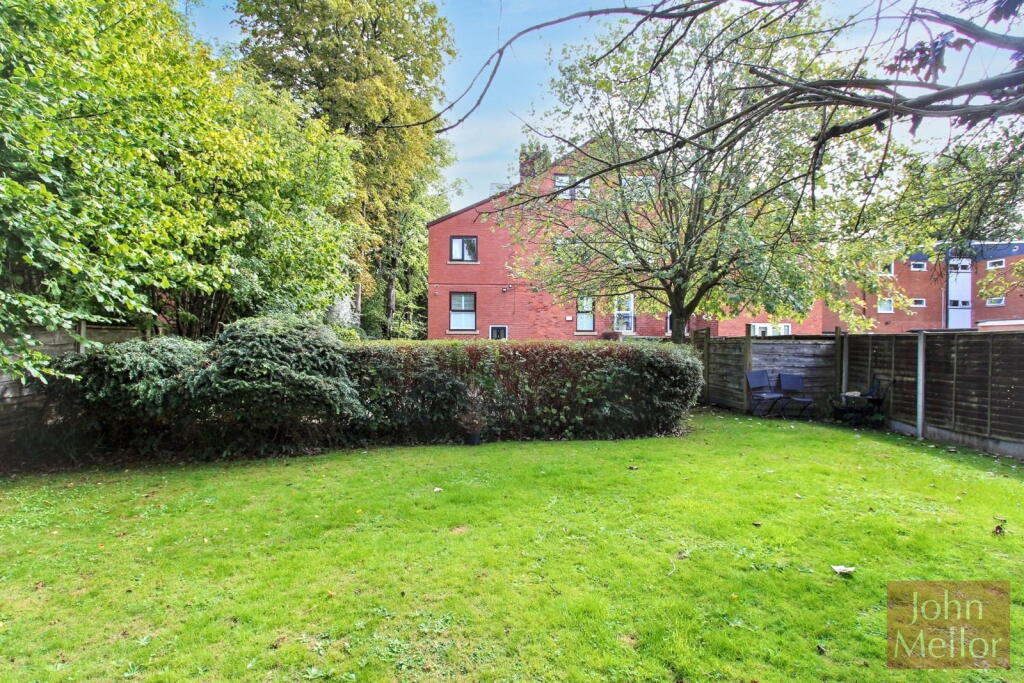 Apartment in Stockport, Heaton Moor, The Four Heatons - View 5