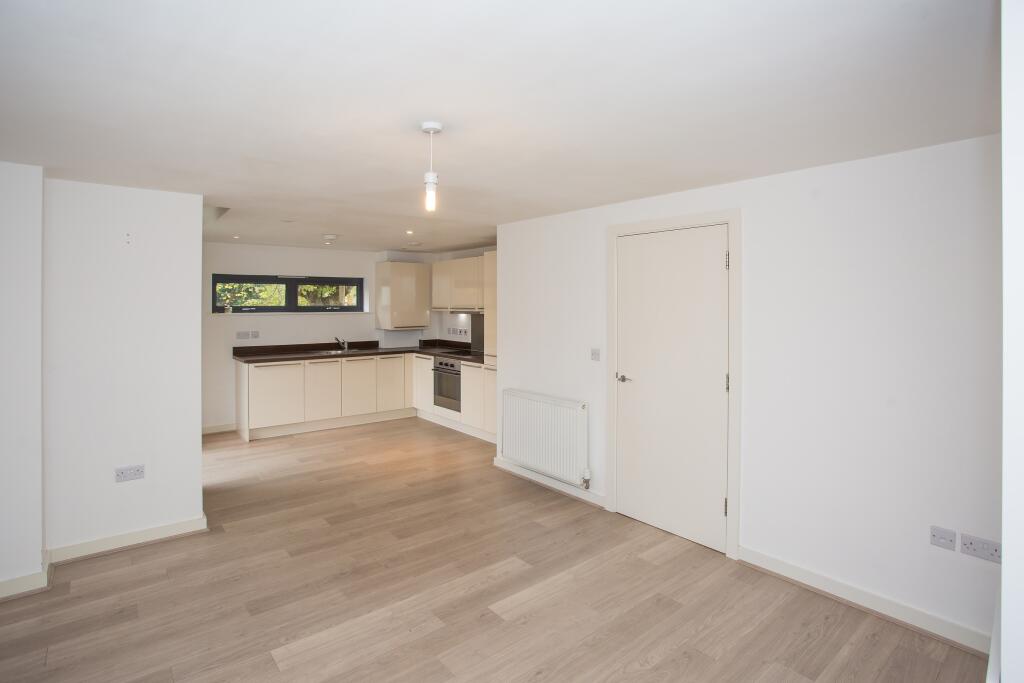 Additional image 8 of Magdalen Court, Newsom Place, St Albans, Hertfordshire, AL1