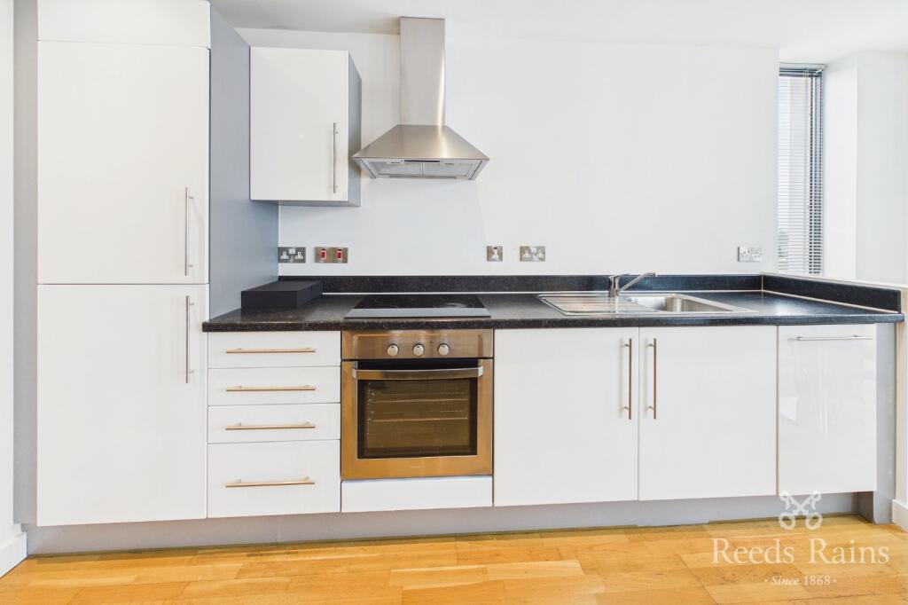 Apartment in Manchester - View 4