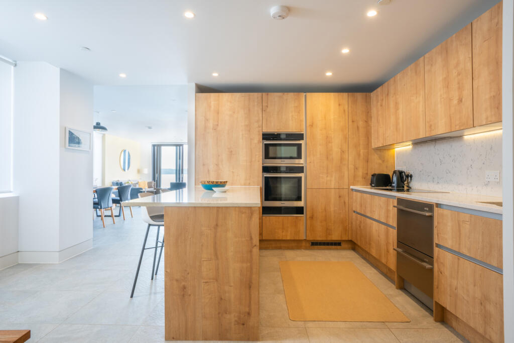 Additional image 7 of Sandbanks Road, Evening Hill, Poole, Dorset, BH14