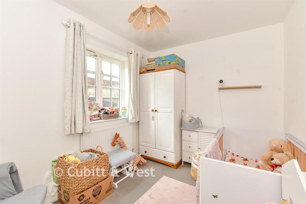 House in Havant, West Leigh - View 5