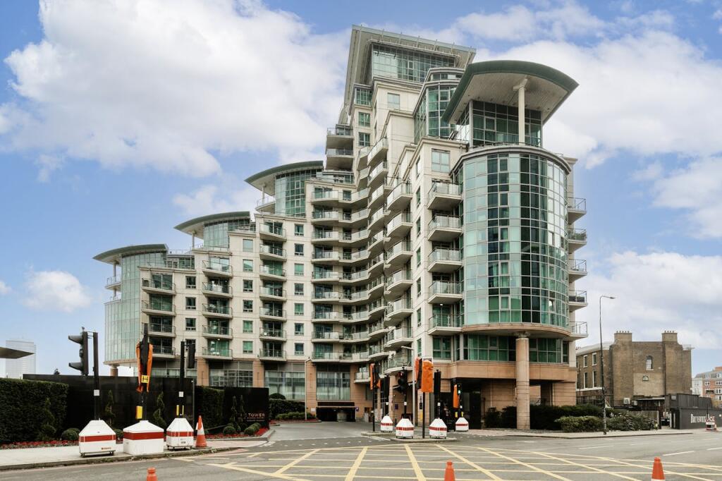 Main image of property: 2a St. George's Wharf, Nine Elms, SW8 2LE