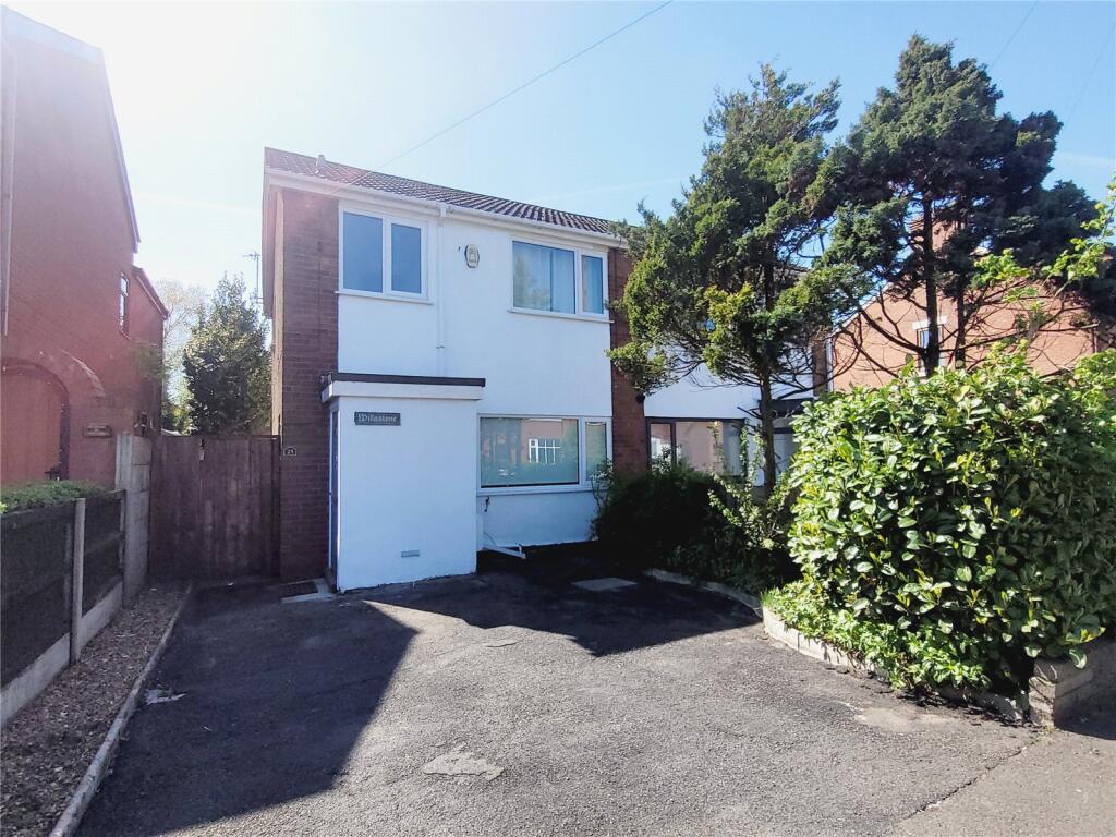 Main image of property: Dunkirk Lane, Leyland, Lancashire, PR25