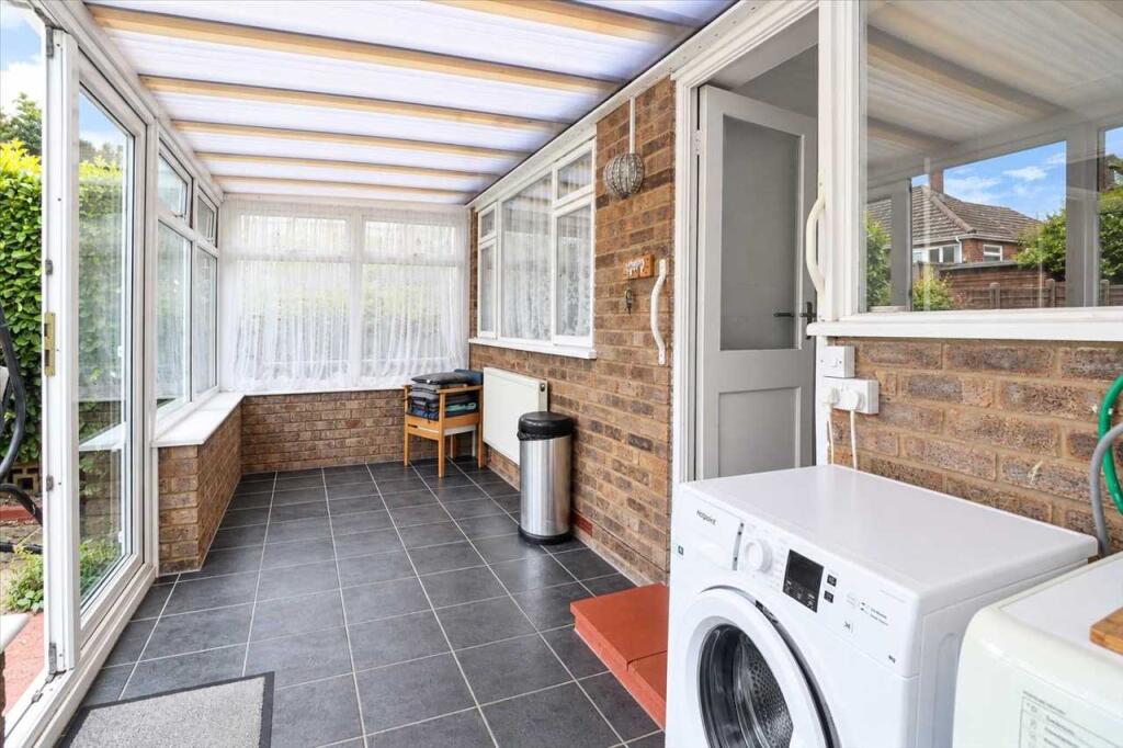 House in Clacton-on-Sea, Great Clacton - View 4